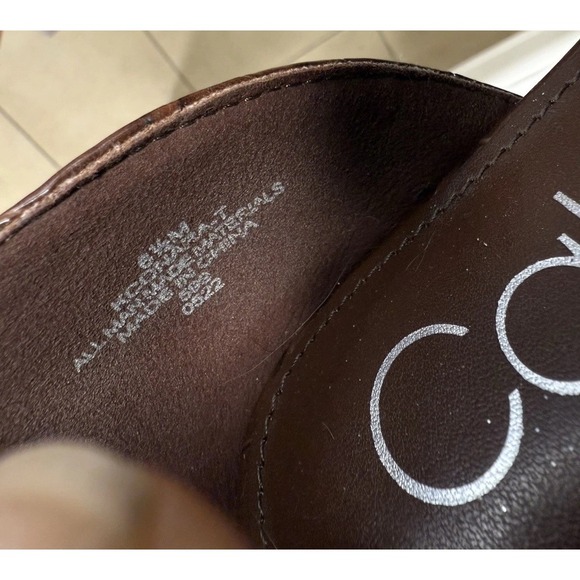 Calvin Klein Kconara Single Sided D'orsay Flats Faux Leather Brown Sz 6.5 - Picture 6 of 6